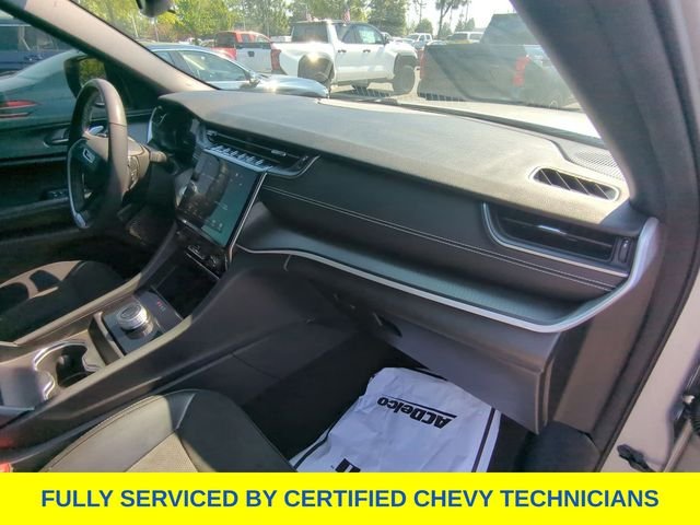Used 2024 Silver Jeep Altitude X image 46