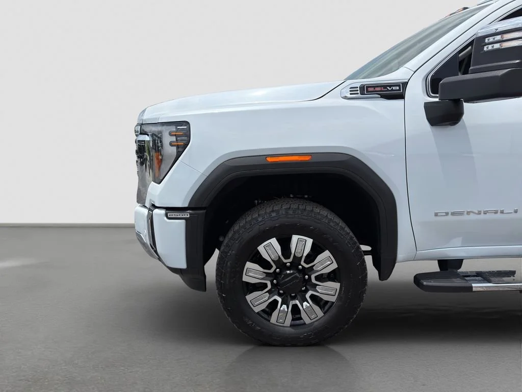New 2026 Glacier White Tricoat GMC Denali image 22
