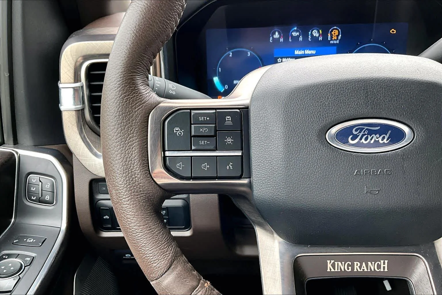 Certified Used 2024 Star White Ford King Ranch image 24