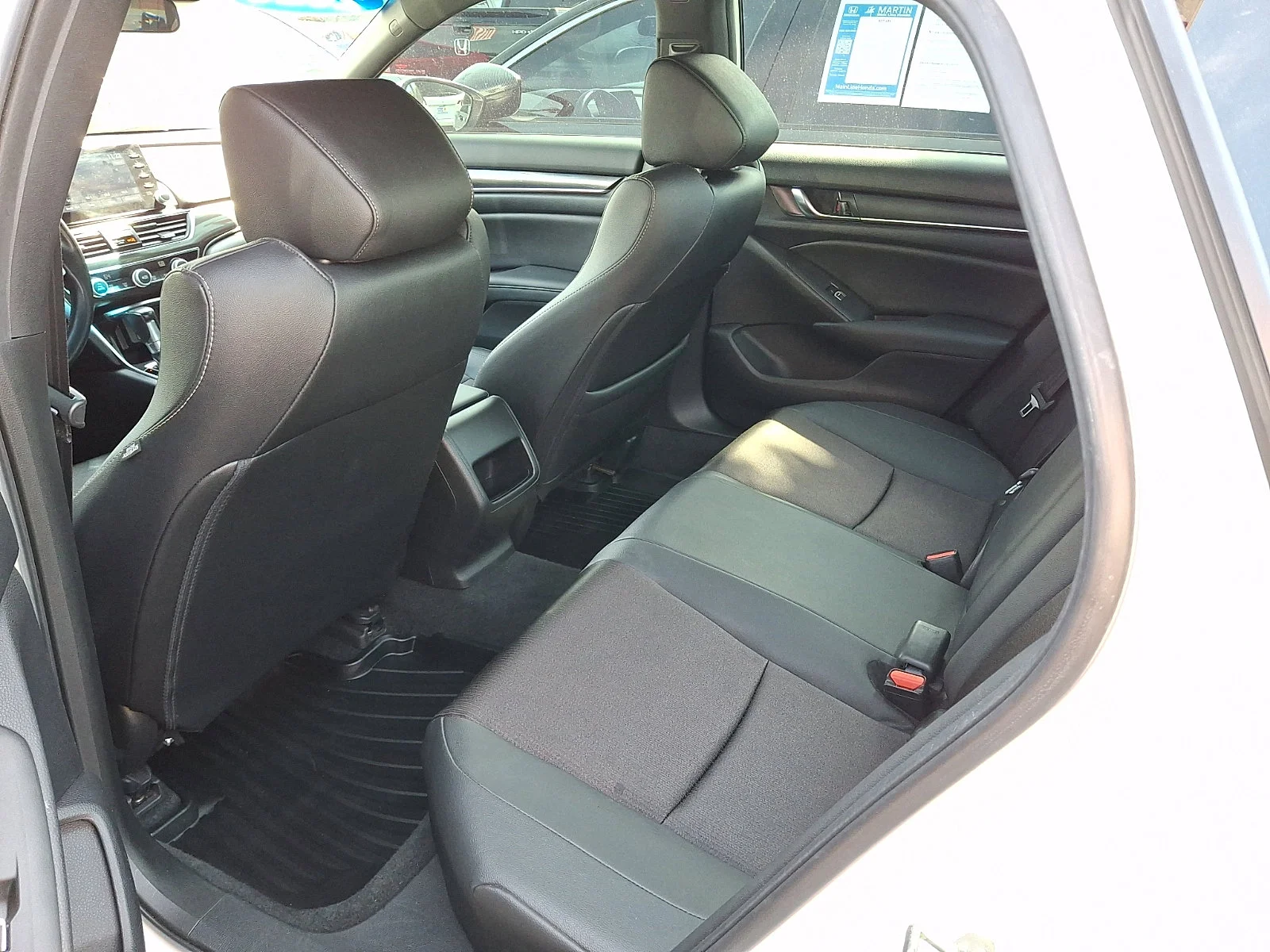 Used 2020 Platinum White Pearl Honda Sport image 8