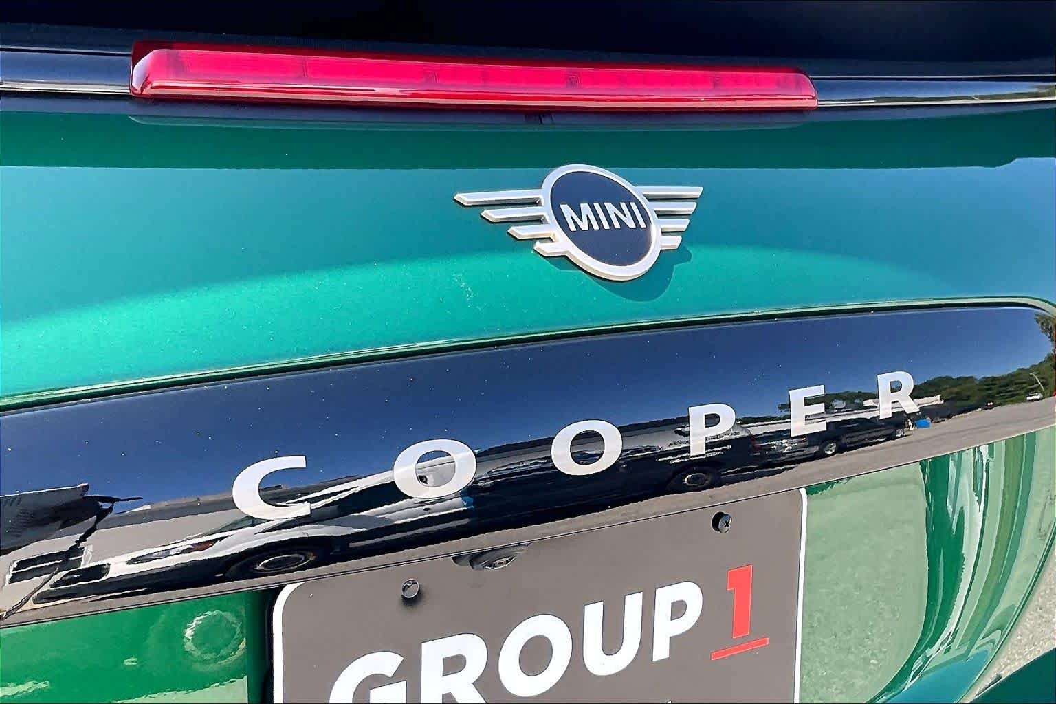 Used 2026 British Racing Green IV Metallic MINI Cooper image 29