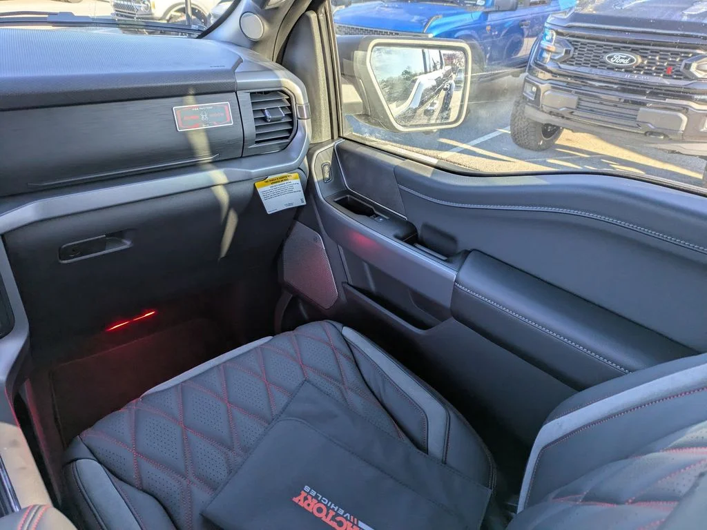 New 2026 Antimatter Blue Metallic Ford XLT image 18