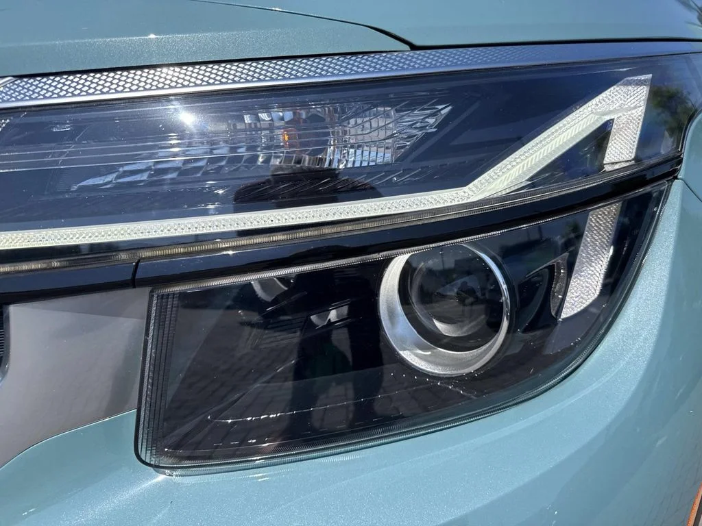 Used 2024 Blue Kia EX image 10