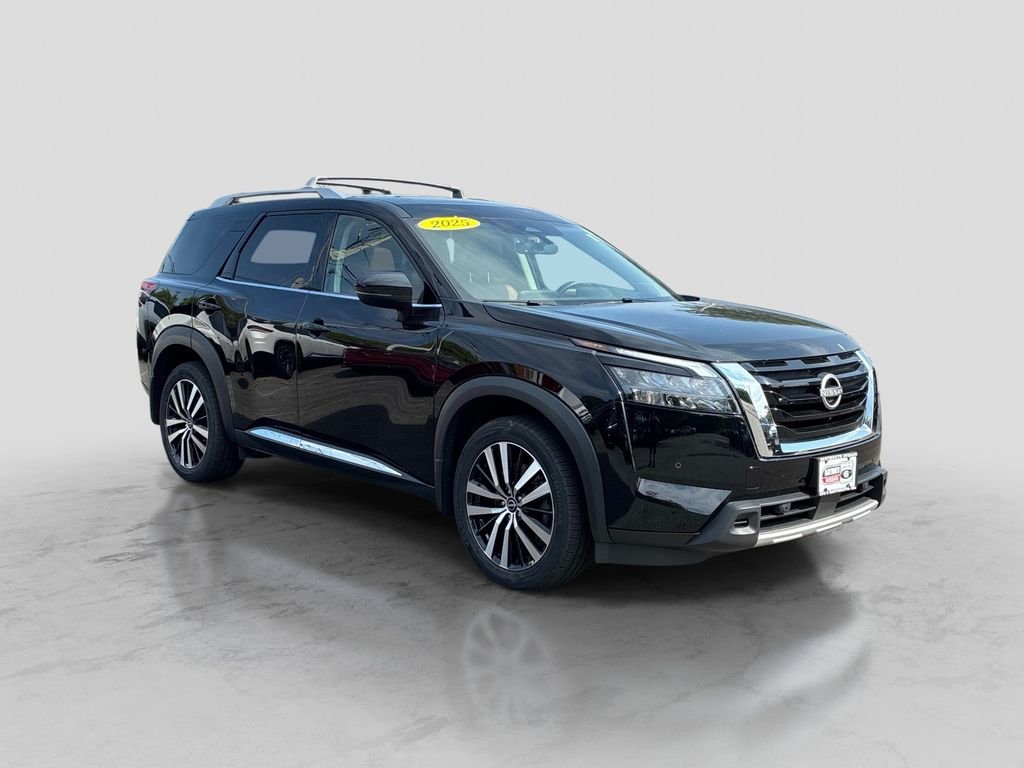 Used 2025 Black Nissan Platinum image 3