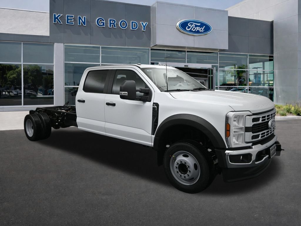 2026 Ford F-550 Super Duty Chassis Cab