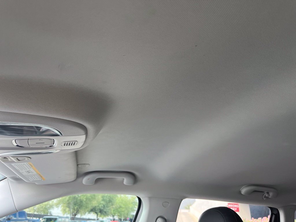 Used 2020 Silver Jeep Altitude image 9
