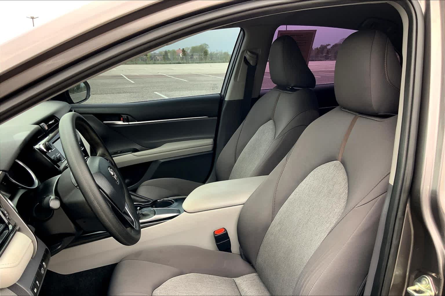 Used 2020 Predawn Gray Mica Toyota L image 8