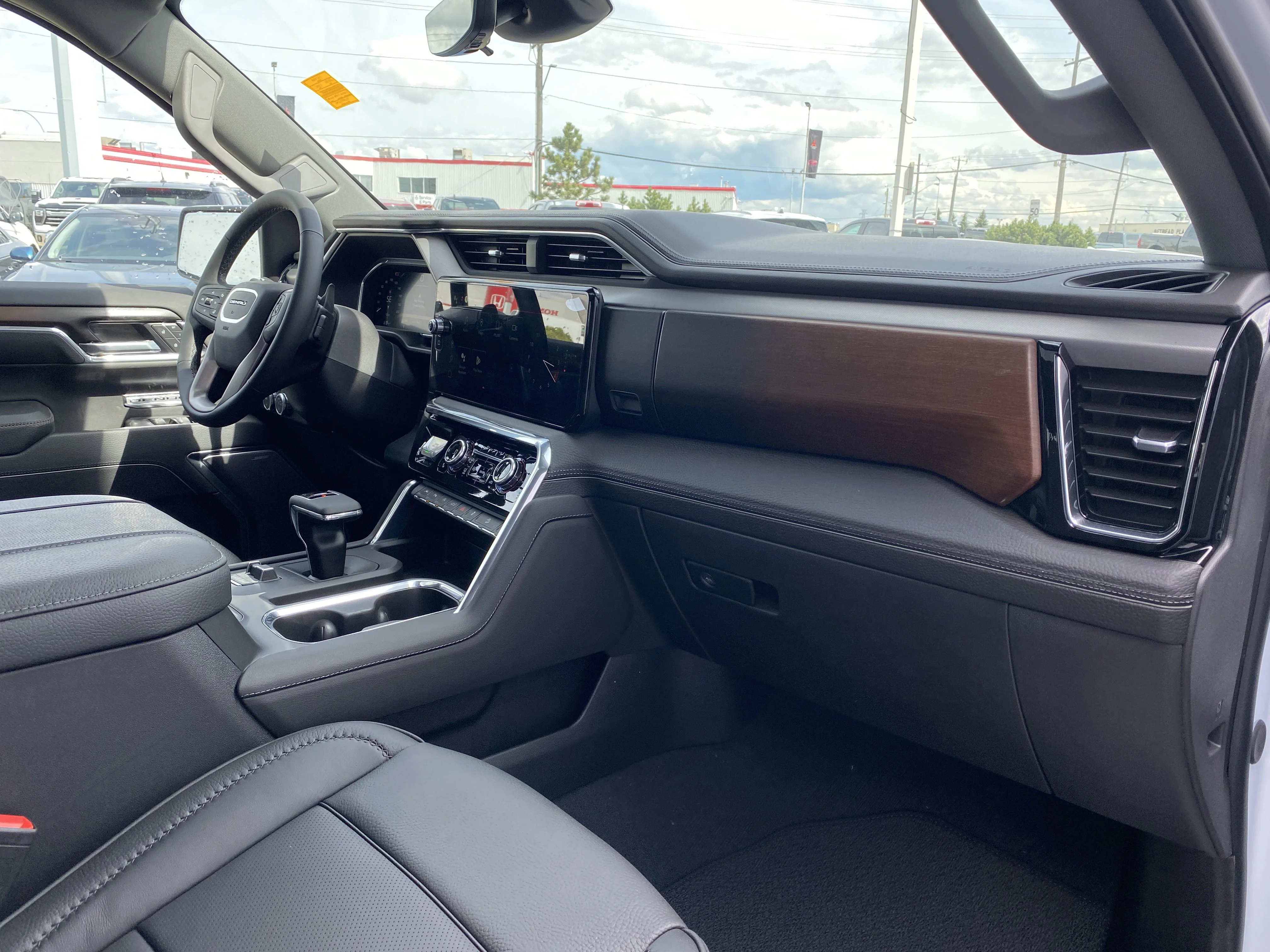 New 2026 GLACIER WHITE TRICOAT GMC Denali image 30