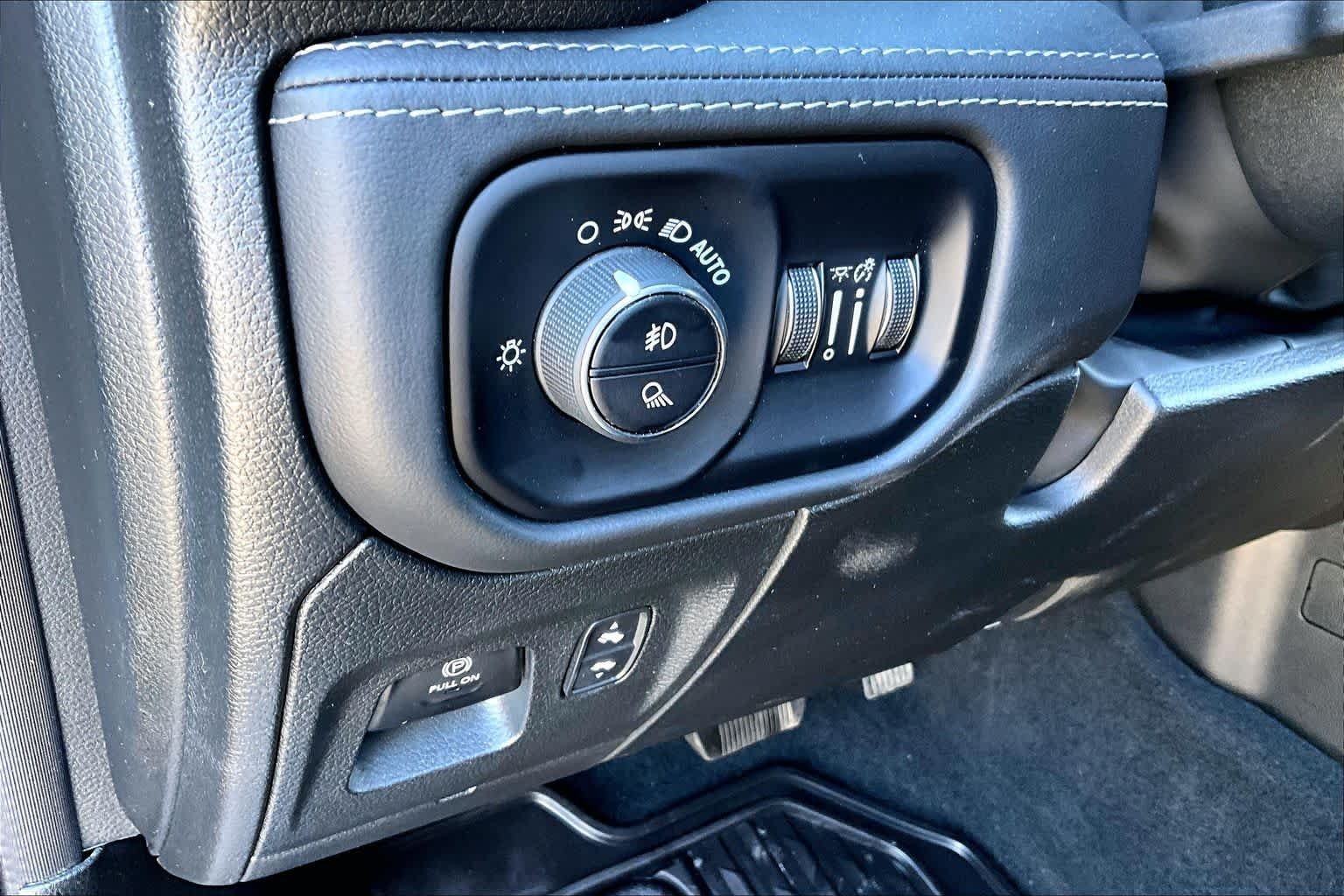 2023 RAM Ram 1500 Pickup Limited - Photo 32