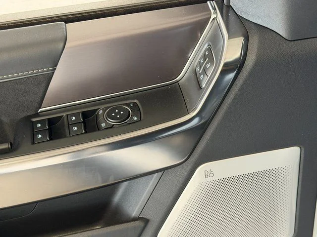 New 2026 White Ford Platinum image 37