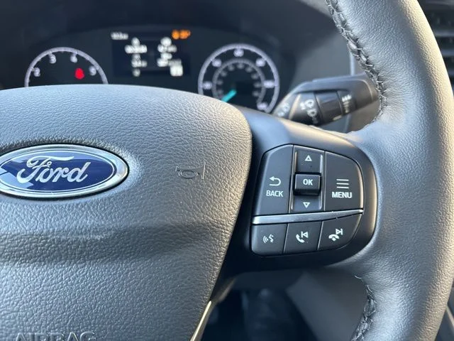 New 2024 White Ford Medium Roof Pass. XLT AWD image 21