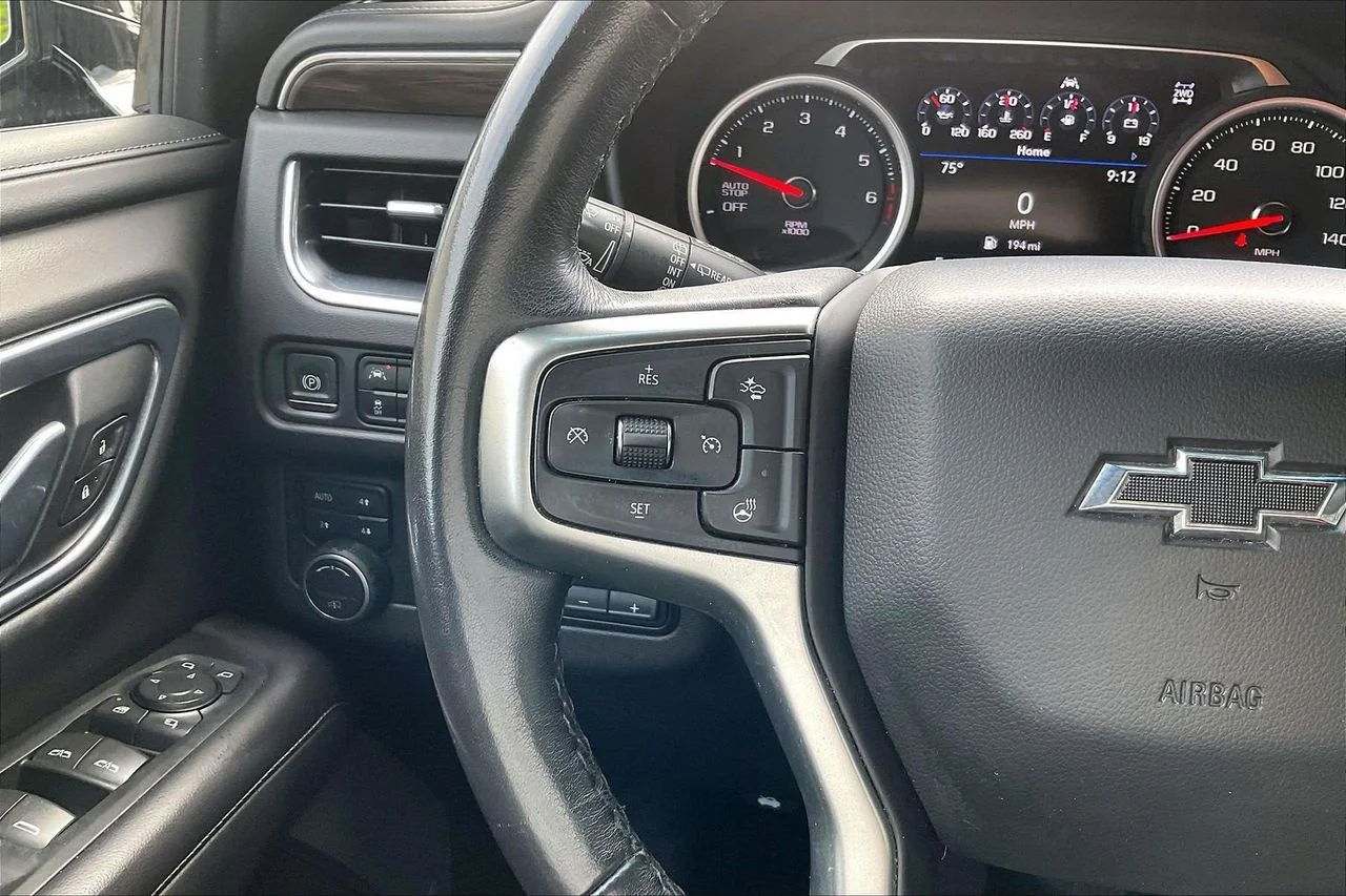 Used 2021 Black Chevrolet Z71 image 30