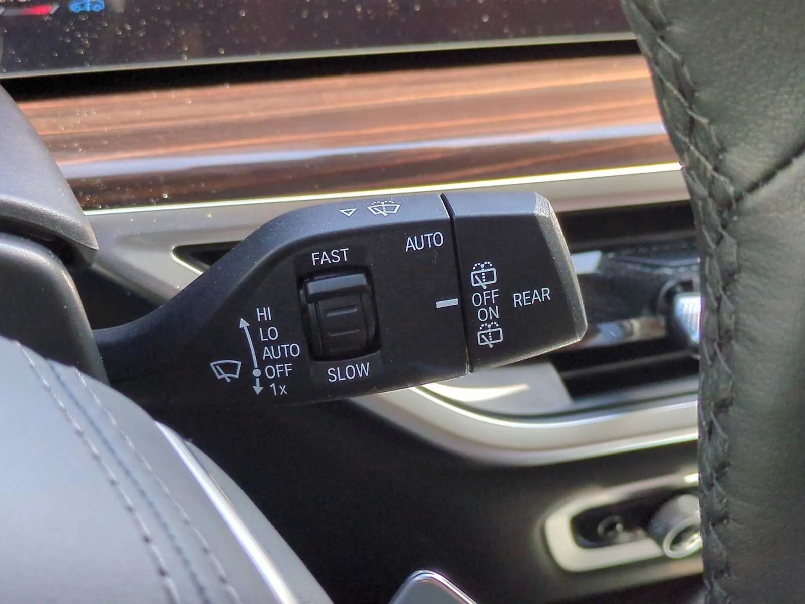 2026 BMW X7 40i - Photo 28