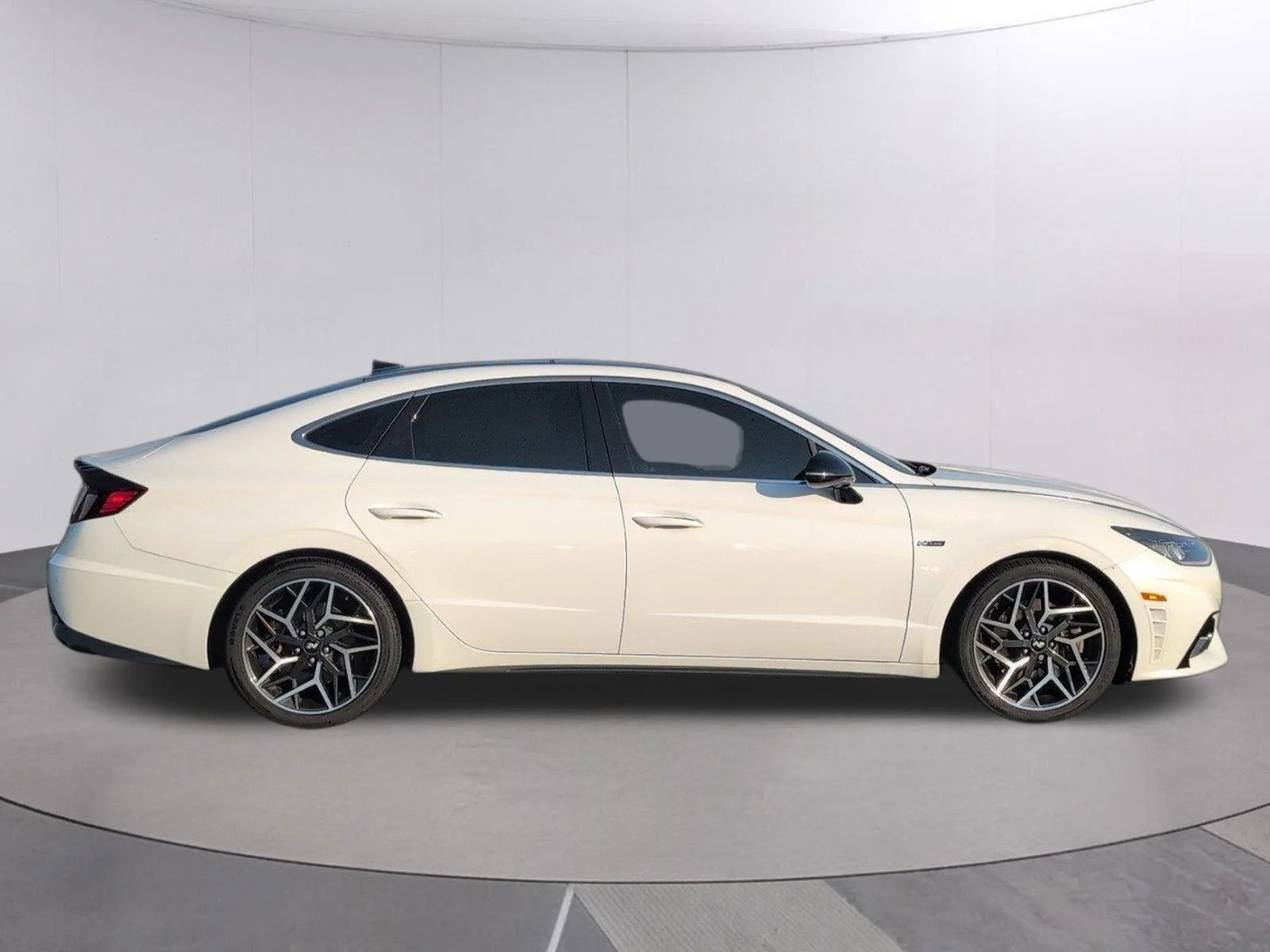 Used 2023 Serenity White Hyundai N Line image 4