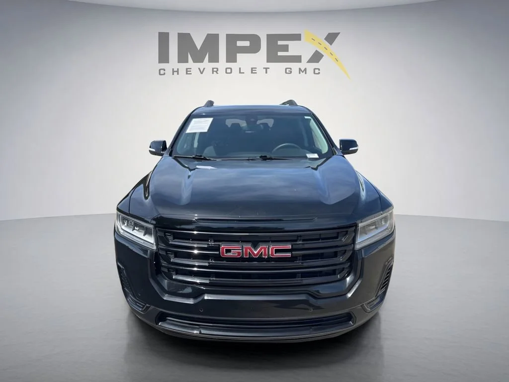 Used 2023 Ebony Twilight Metallic GMC SLE image 8