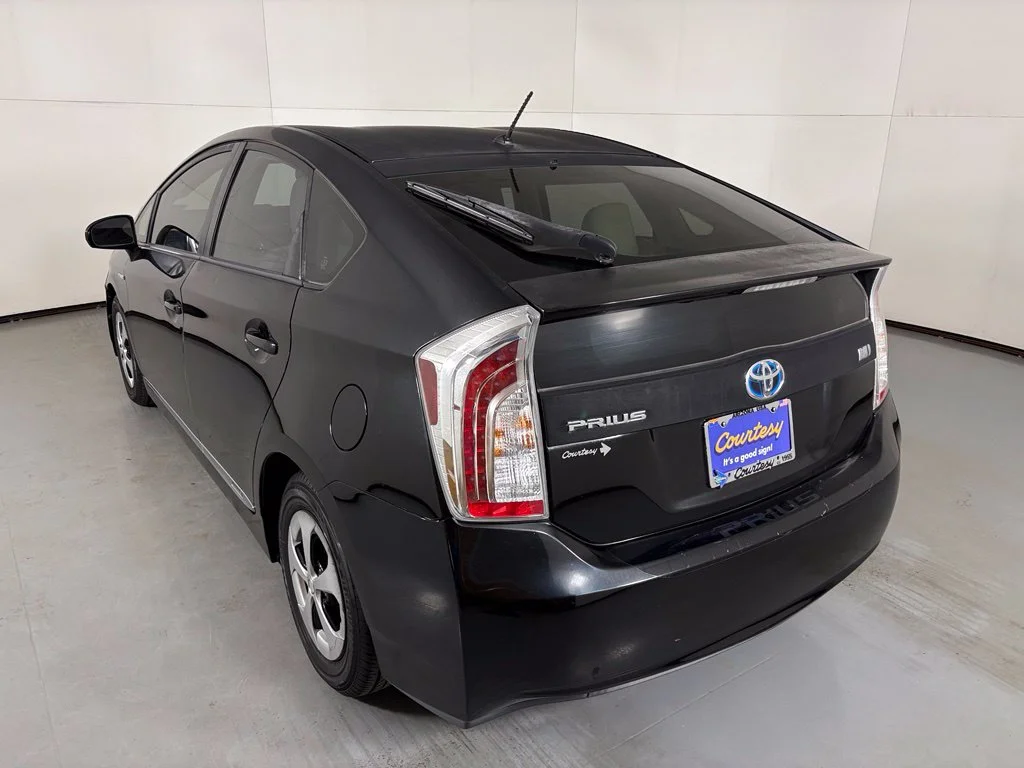 Used 2014 Black Toyota Two image 6