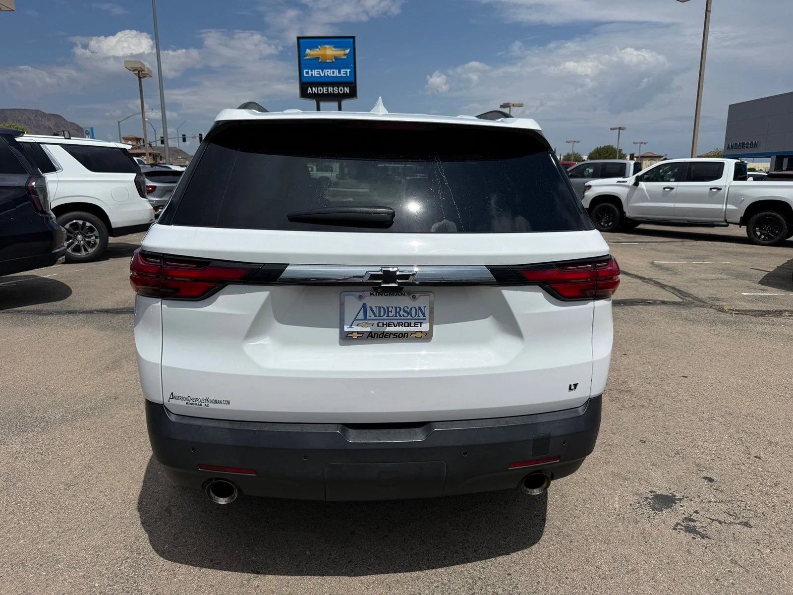 2023 Chevrolet Traverse 1LT - Photo 7