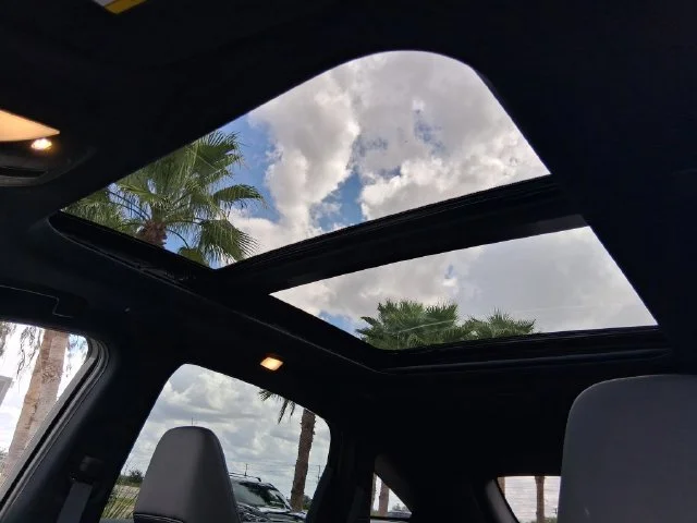 New 2027 MOONBOW BLUE INFINITI Luxe AWD image 20