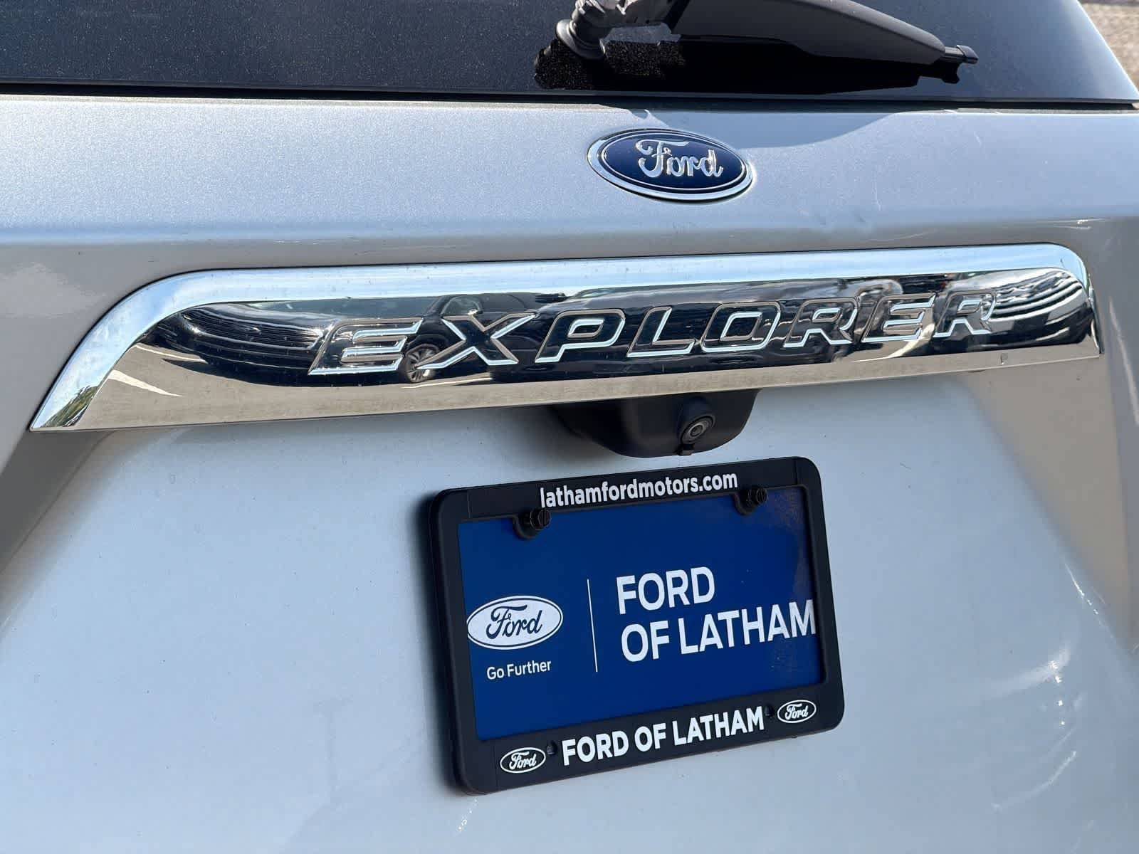 Certified Used 2020 Iconic Silver Metallic Ford XLT image 13
