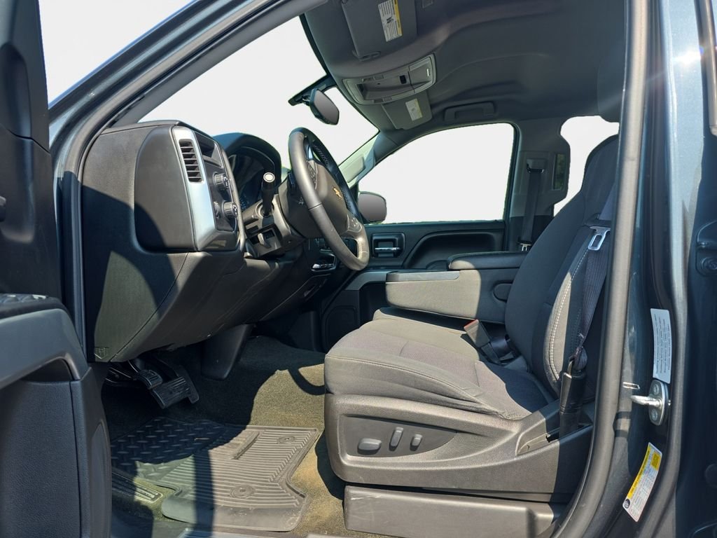 Used 2017 Graphite Metallic Chevrolet LT image 12