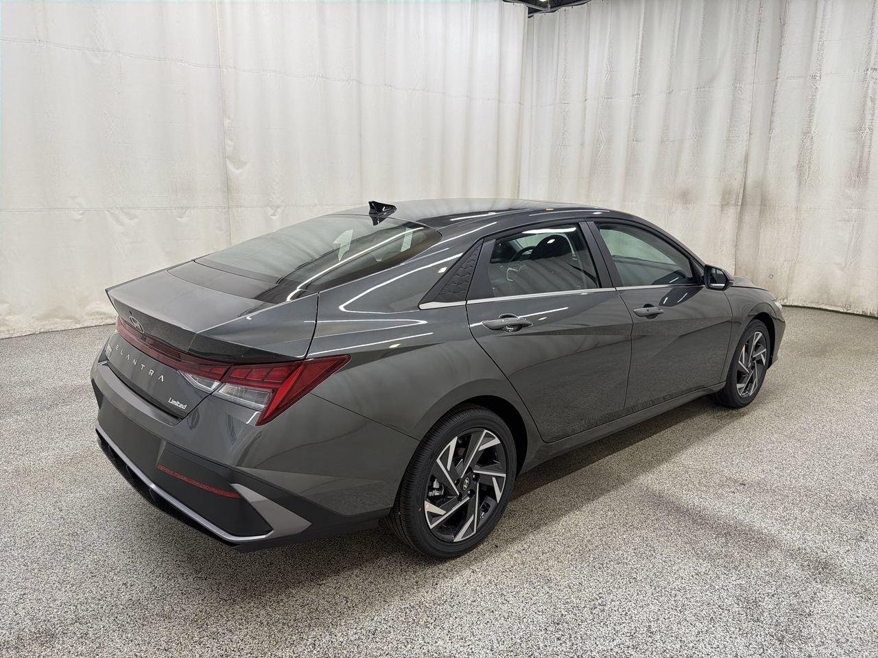 New 2026 Amazon Gray Hyundai Limited image 8