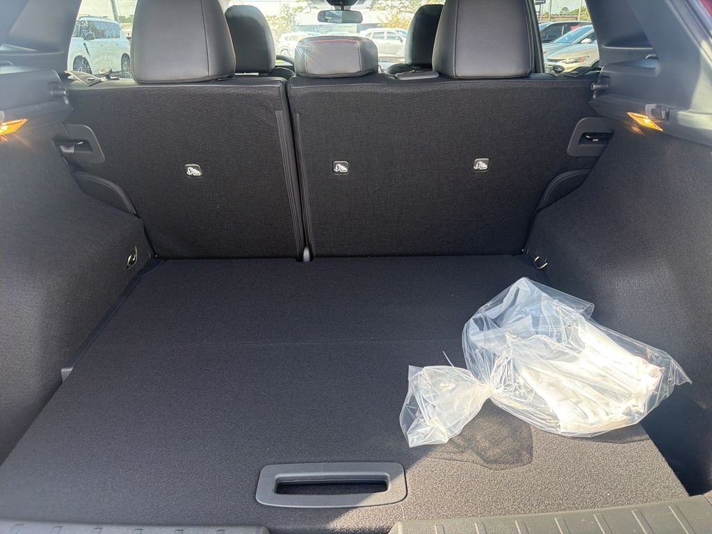 New 2026 Nissan Kicks SR 4D Sport Utility