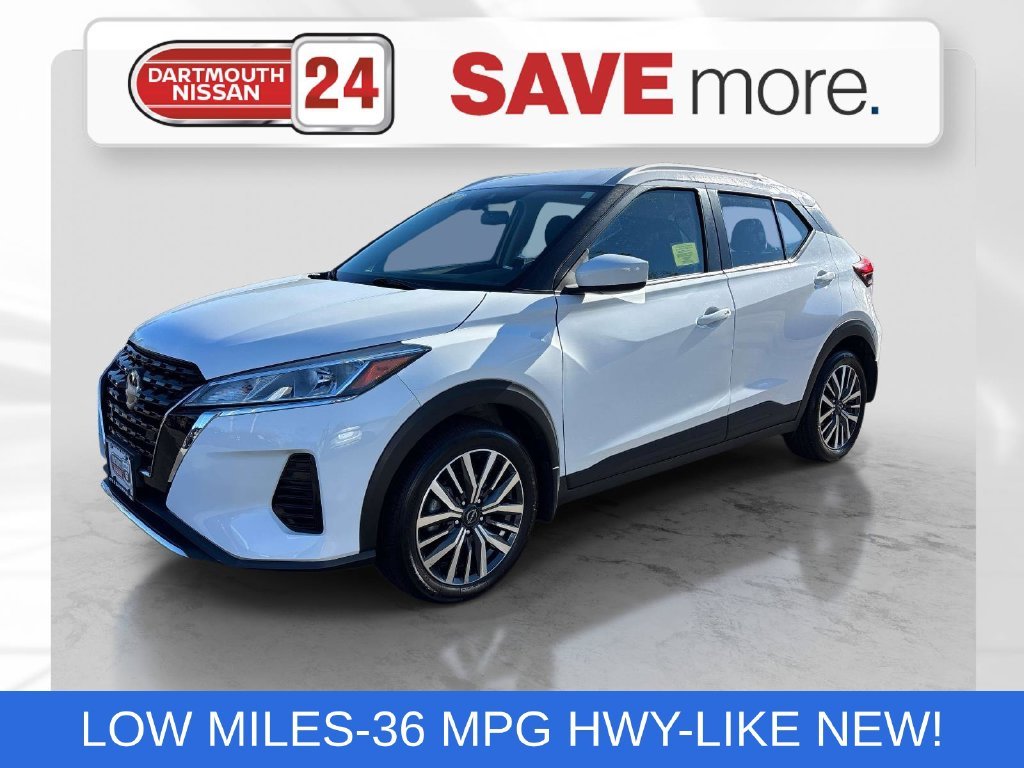 Used 2024 White Nissan SV image 1