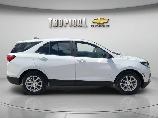 Used 2024 Summit White Chevrolet LS image 6