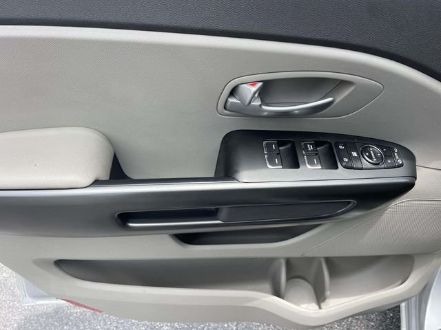 2018 Kia Sedona LX - Photo 16