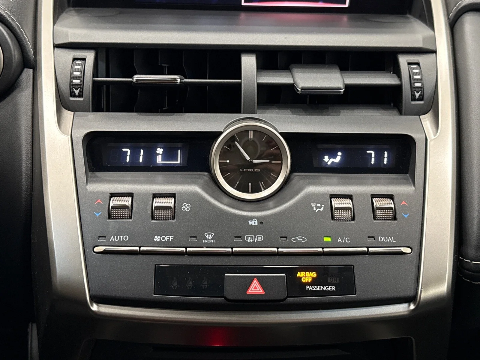 Used 2019 Caviar Lexus 300 FWD image 22