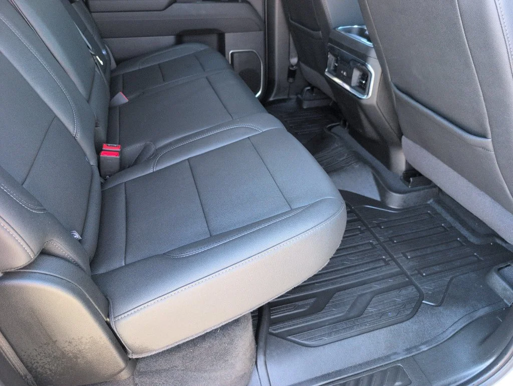 Certified Used 2024 White GMC Elevation image 44