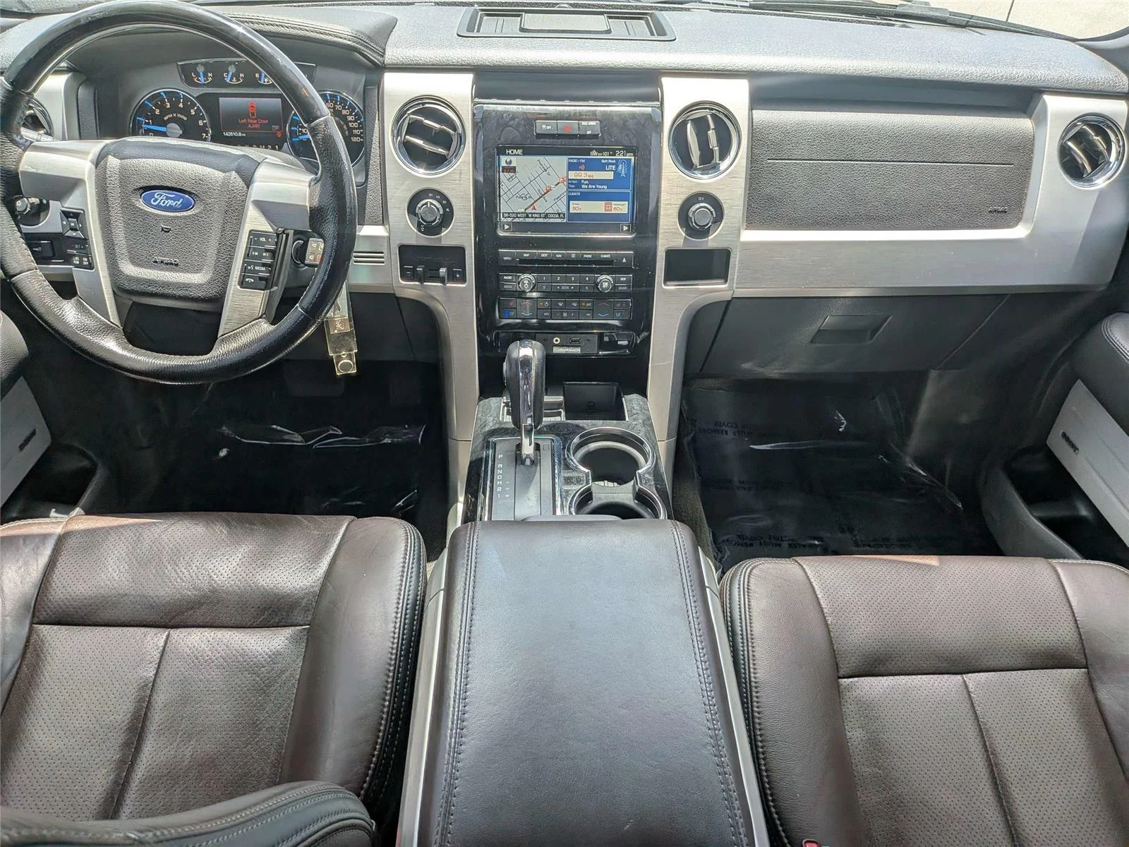 Used 2012  Ford Platinum image 15