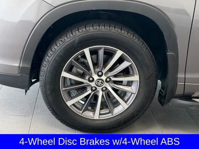 Certified Used 2017 Gray Toyota XLE image 4