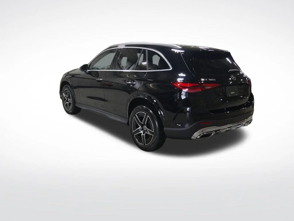 New 2026 Black Mercedes-Benz GLC 300 image 3