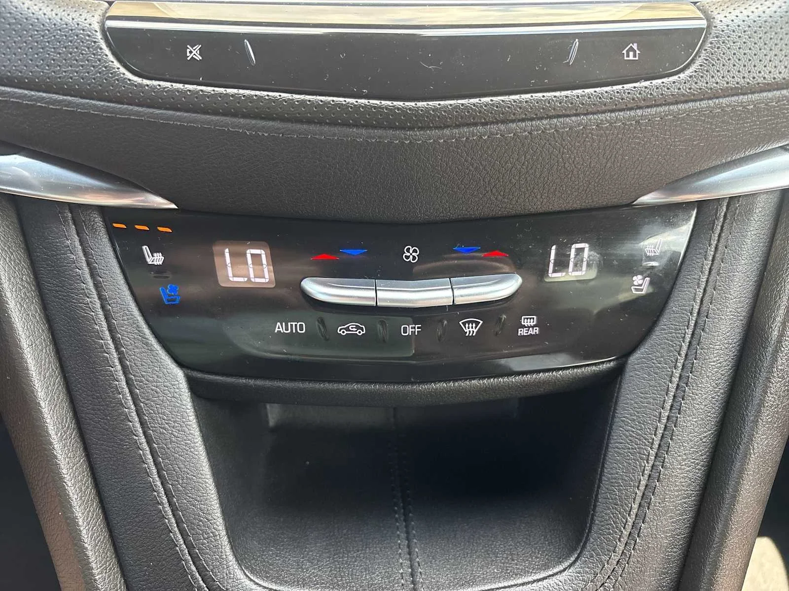 2023 Cadillac XT5 Sport - Photo 19