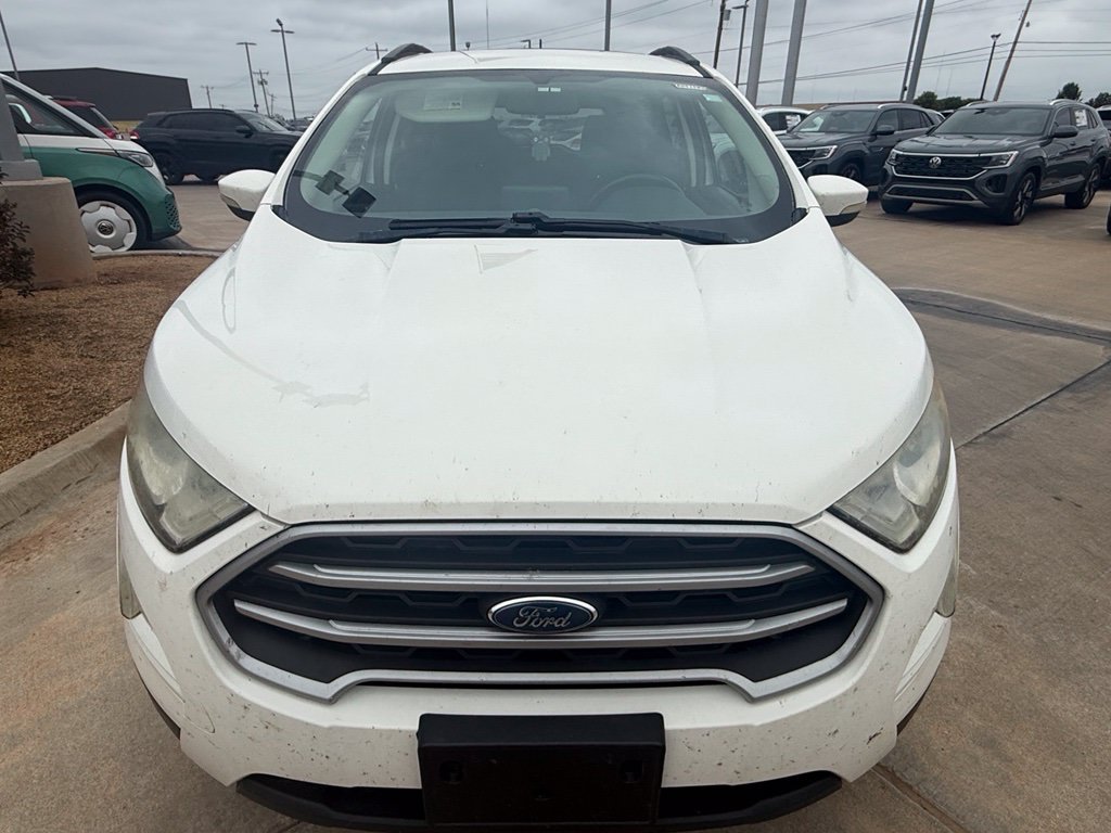 Used 2018 Diamond White Ford SE image 8