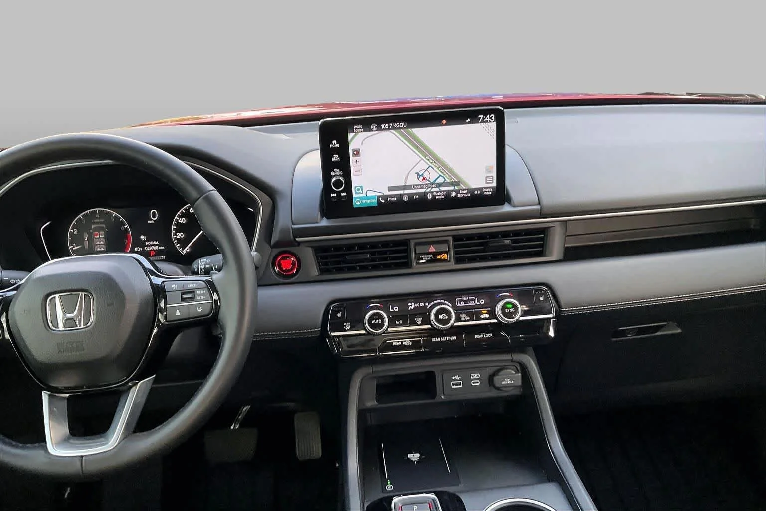 2025 Honda Pilot Touring - Photo 14