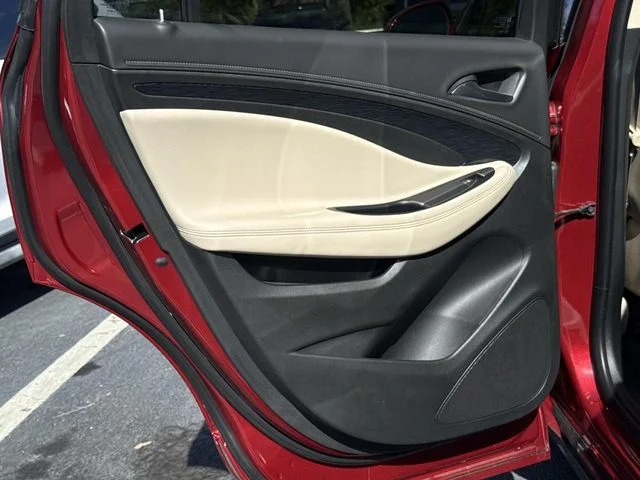 Used 2018 Red Buick Premium II image 12