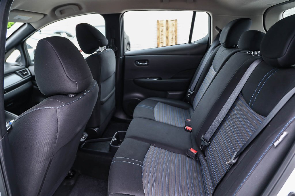 Used 2023 White Nissan S image 16