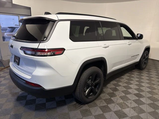 New 2026 White/off-white Jeep Limited image 6