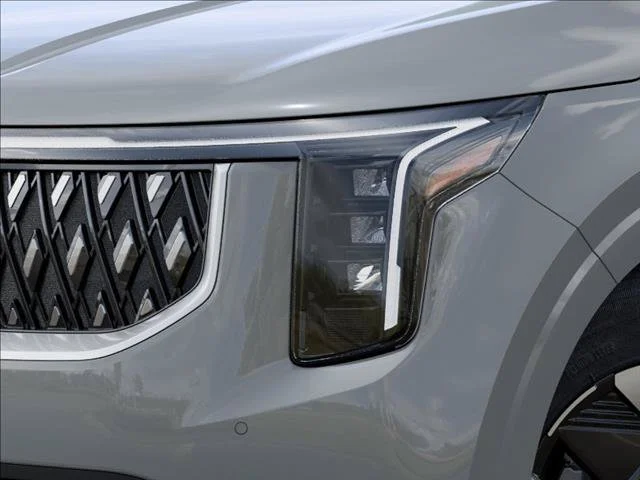 New 2027 Ceramic Silver Kia LXS image 10