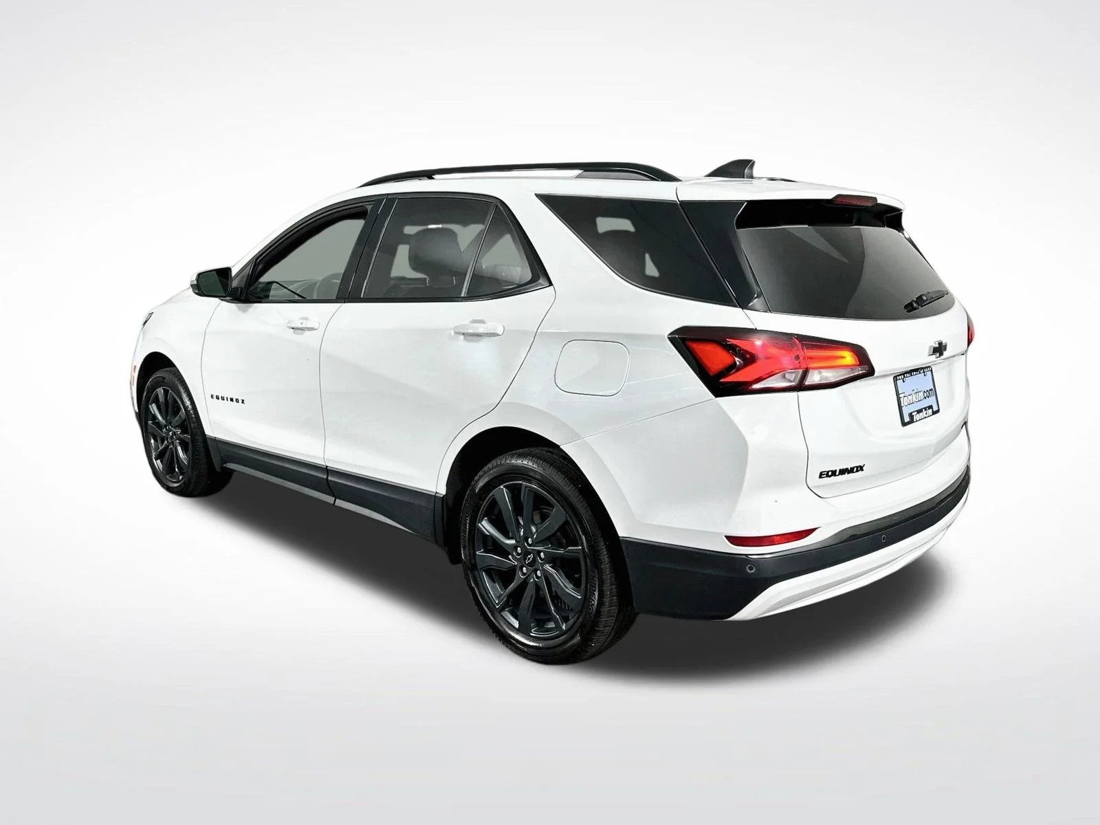 Used 2023 Summit White Chevrolet RS image 6