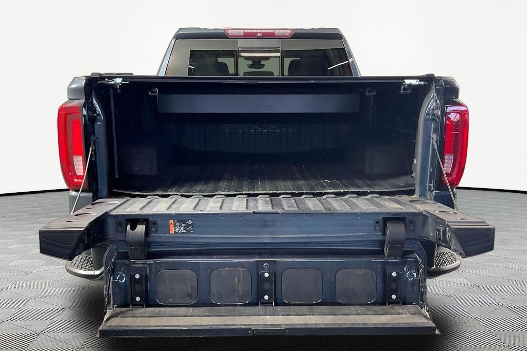 Used 2019 Gray GMC Denali image 6