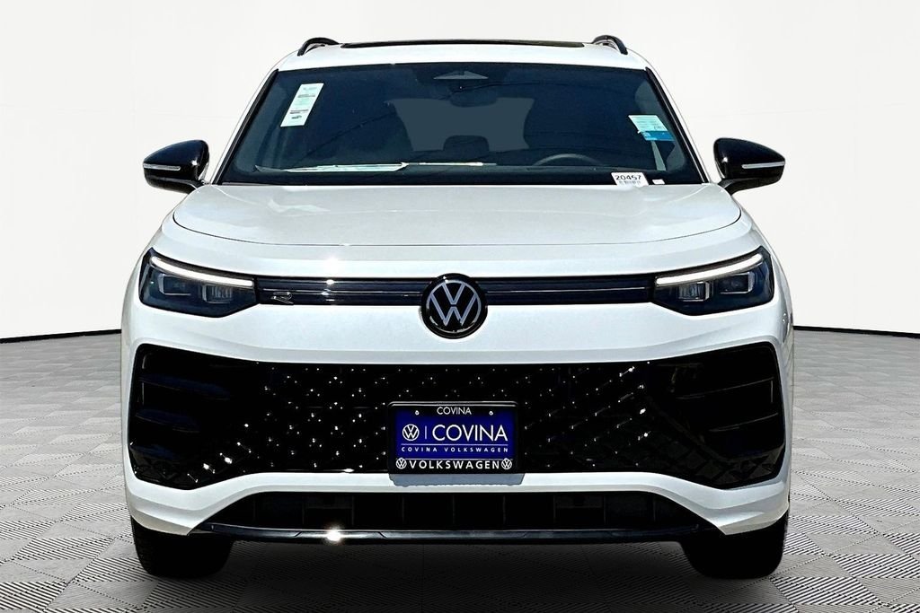 2026 Volkswagen Tiguan SE R-LINE BLACK - Photo 2