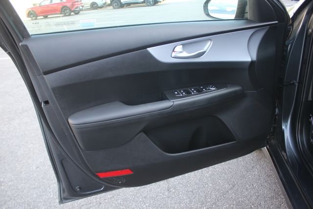 Used 2024 Gray Kia LXS image 18