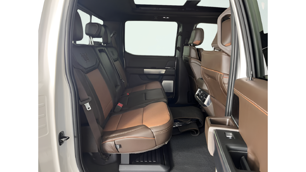 New 2026 Star White Metallic Tri-Coat Ford F-350® King Ranch® image 11