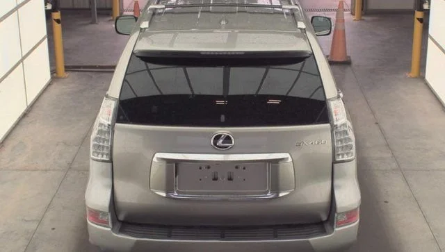 Used 2023 Atomic Silver Lexus GX 460 Premium image 3