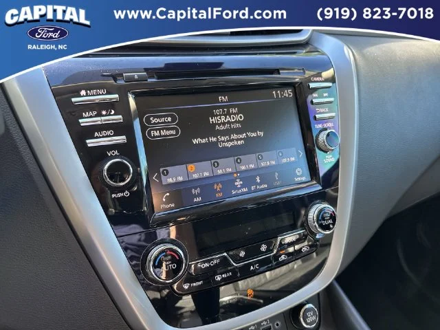 Used 2021 White Nissan Platinum image 27