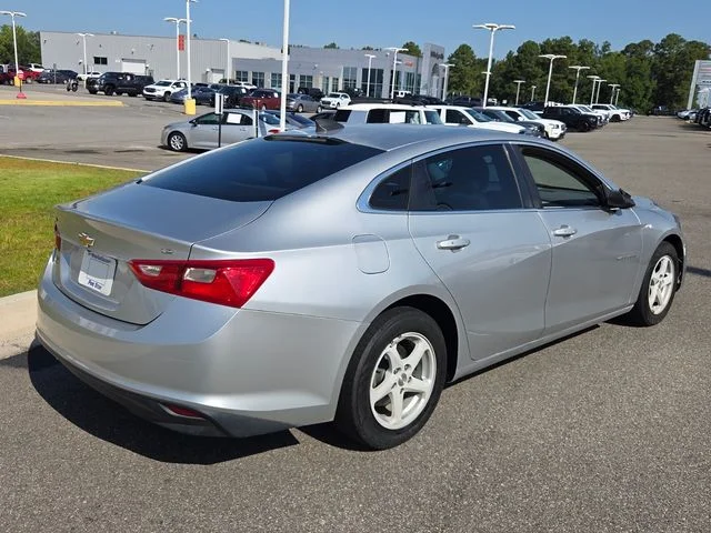 Used 2016 Silver Chevrolet LS image 12