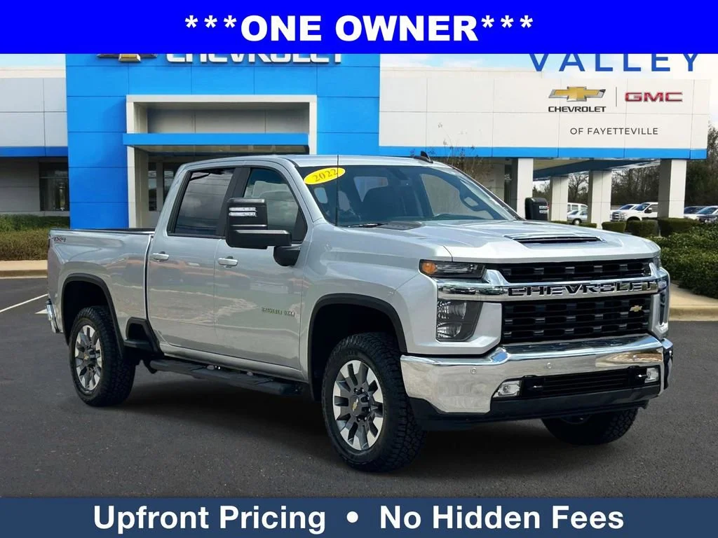 Used 2022 Silver Ice Metallic Chevrolet LT image 1